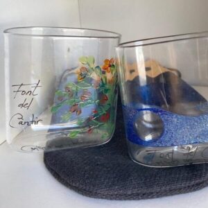 Hand painted glass vase 22€