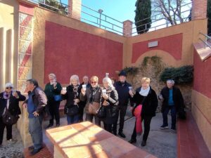 AQUEST PONT: VISITA CALDES AMB UN GUIATGE PROFESSIONAL I DIVERTIT
