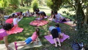 Sessions de ioga en família!